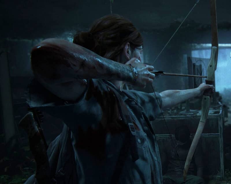 The Last of Us pierwsze informacje o trybie multiplayer. Na obrazku młoda dziewczyna napina łuk, żeby wypuścić strzałę.