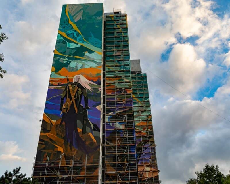 Mural w Łodzi, na którym widnieje Wiedźmin, został ukończony!