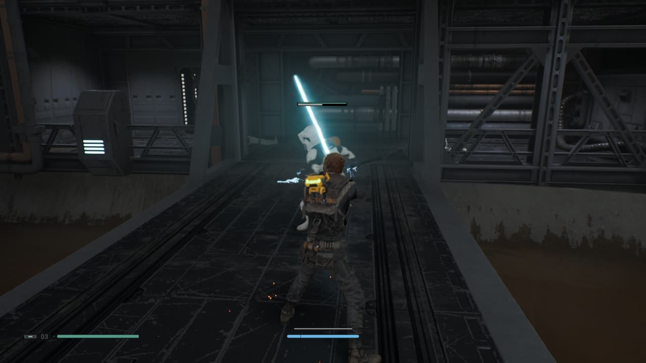 Star Wars Jedi: Fallen Order, recenzja – screen z gry, walka ze szturmowcem (Cal ma miecz świetlny)