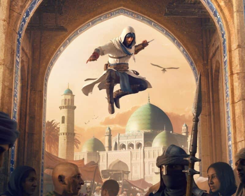 zapowiedź Assassin's Creed Mirage – plakat gry, asasyn spadający z budynku (podcieni) w efektowny sposób, przechodnie