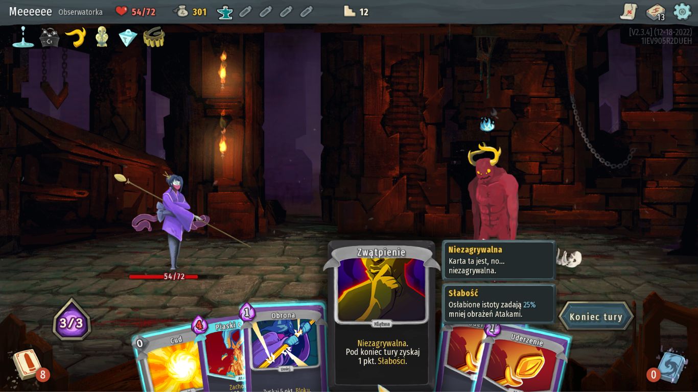 screen z gry Slay the Spire, przedstawia naszą postać po lewej (kobietę w fioletowych szatach z kosturem), po prawej zaś przeciwnika elitarnego (dużego czerwonego gremlina ze złotymi rogami). Pod oboma postaciami widać paski życia, a na dole ekranu widać karty, które możemy zagrać