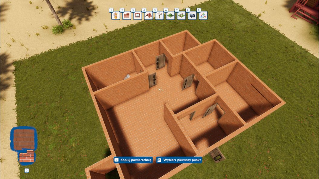 Na grafice widac dom z lotu ptaka. Dom nie ma dachu i żadnego wykończenia. Są to surowe ściany i drzwi, dzięki czemu widoczny jest układ pomieszczeń. wokół domu widoczna jest rozległa pusta działka pokryta trawą.