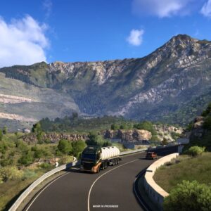 Ciężarówka na tle greckich krajobrazów z gry Euro Truck Simulator 2.