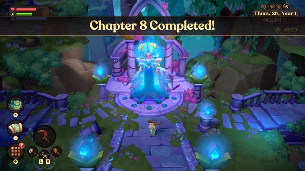 Chapter 8 Completed – screen dokumentujący wykonanie zadania w grze Fae Farm. Widzimy na nim postać gracza oraz wróżkę w niebieskiej sukni.