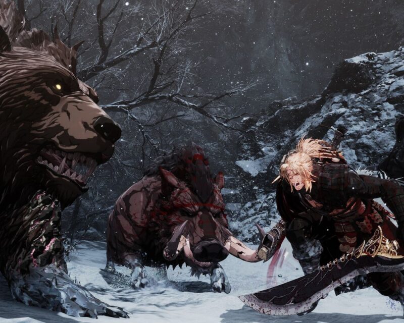 grafika z gry The First Berserker: Khazan, widzimy postawnego blondyna z włosami spiętymi w kucyk i dużym mieczem, który walczy z dwoma zwierzętami: ogromnym niedźwiedziem i dzikiem, cała trójka jest pokryta krwią, dookoła widać ośnieżone tereny, a całość utrzymana jest w kreskówkowej stylistyce