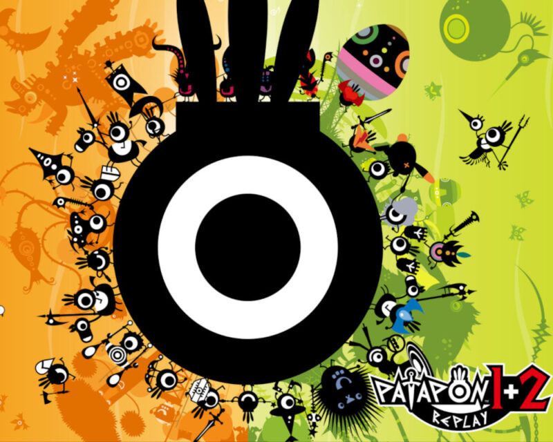 Jasne, oto opis obrazu: Obraz przedstawia okładkę gry wideo "Patapon 1+2 Replay". Dominuje w nim stylizowana grafika, która jest charakterystyczna dla serii "Patapon". Centralny element: W centrum obrazu znajduje się duży, okrągły kształt, przypominający bęben lub oko. Jest on podzielony na dwie części: zewnętrzną, czarną obwódkę i wewnętrzne, białe pole. W górnej części czarnej obwódki widać trzy wystające elementy, które mogą symbolizować pałeczki do bębna lub rogi. Postacie: Wokół centralnego okręgu rozmieszczone są liczne postacie, charakterystyczne dla gry "Patapon". Są to małe, jednookie stwory o różnych kształtach i kolorach. Niektóre z nich trzymają broń, inne instrumenty muzyczne. Każda z postaci jest unikalna i ma swój własny styl. Kolorystyka: Obraz jest podzielony na dwie części pod względem kolorystycznym. Lewa strona ma ciepłe, pomarańczowo-żółte tło, a prawa strona ma chłodne, jasnozielone tło. Tło jest wzorzyste, z delikatnymi, abstrakcyjnymi kształtami. Napisy: W prawym dolnym rogu znajduje się napis "PATAPON 1+2 Replay". Napis jest stylizowany, z charakterystyczną czcionką, która pasuje do estetyki gry. Ogólny nastrój: Obraz jest dynamiczny i pełen energii, co sugeruje rytmiczną i pełną akcji rozgrywkę. Styl graficzny jest unikalny i rozpoznawalny, co odzwierciedla charakterystyczny styl serii "Patapon". Obraz jest żywy, kolorowy i przyciąga wzrok, co jest typowe dla okładek gier wideo, mających na celu zainteresowanie potencjalnych graczy.