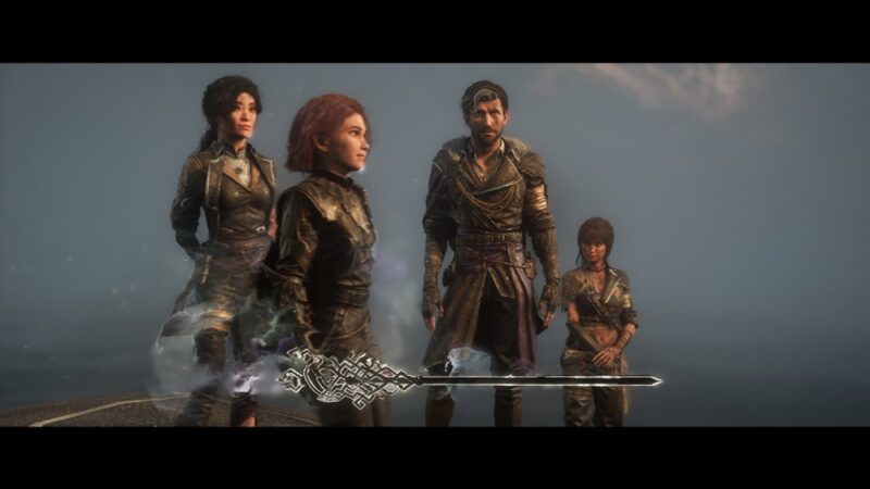 Czworo postaci w strojach przygodowych stojących razem na tle zamglonego nieba i morza.