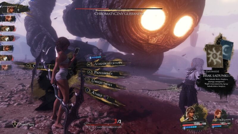 Postać kobiety z mieczem stoi naprzeciwko wielkiego glistopodobnego stwora ze świecącymi oczami. Widać HUD gry jRPG