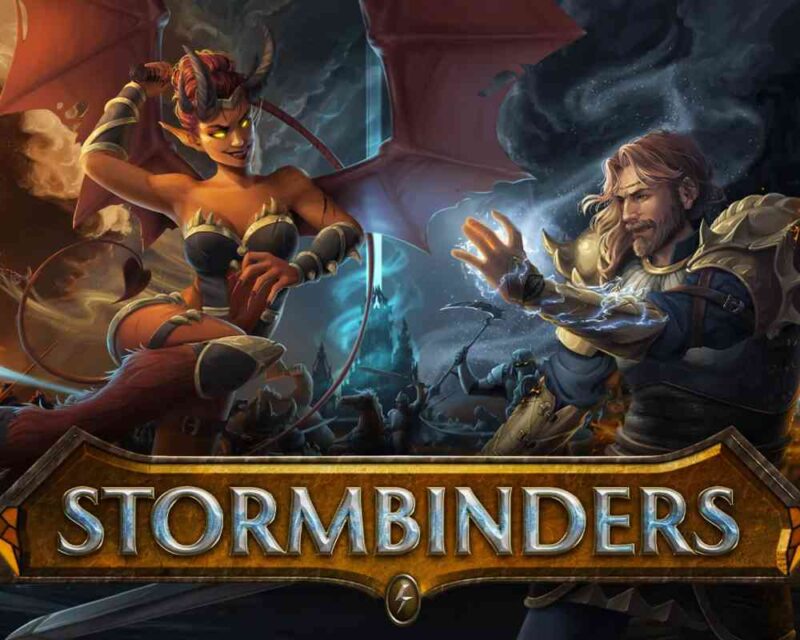 Grafika promocyjna z gry "Stormbinders" przedstawia dynamiczne starcie między demoniczną postacią o skrzydłach i rogach, a brodatym czarodziejem w zbroi, rzucającym błyskawice. W tle widać pole bitwy i magiczną wieżę, co podkreśla epicki charakter fantasy gry. Na dole znajduje się logo tytułu „Stormbinders” w stylizowanej ramce z mieczem.