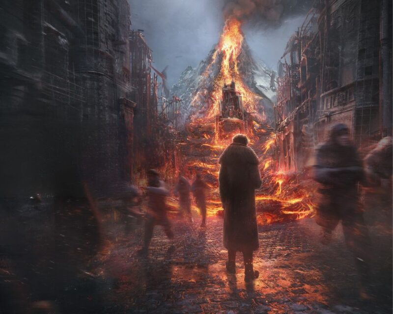 Postapokaliptyczna scena miasta zniszczonego przez katastrofę wulkaniczną lub wybuch. Na środku ulicy stoi samotna postać w długim płaszczu, odwrócona plecami do obserwatora i patrząca w stronę ogromnej góry ognia i lawy wznoszącej się pomiędzy zrujnowanymi budynkami. Wokół niej w pośpiechu przemieszczają się rozmazane sylwetki ludzi, sugerujące chaos i ucieczkę. Ulica jest zalana rozżarzoną lawą, a powietrze wypełniają dym, iskry i czerwono-pomarańczowa poświata ognia, tworząc dramatyczny, mroczny klimat katastrofy.