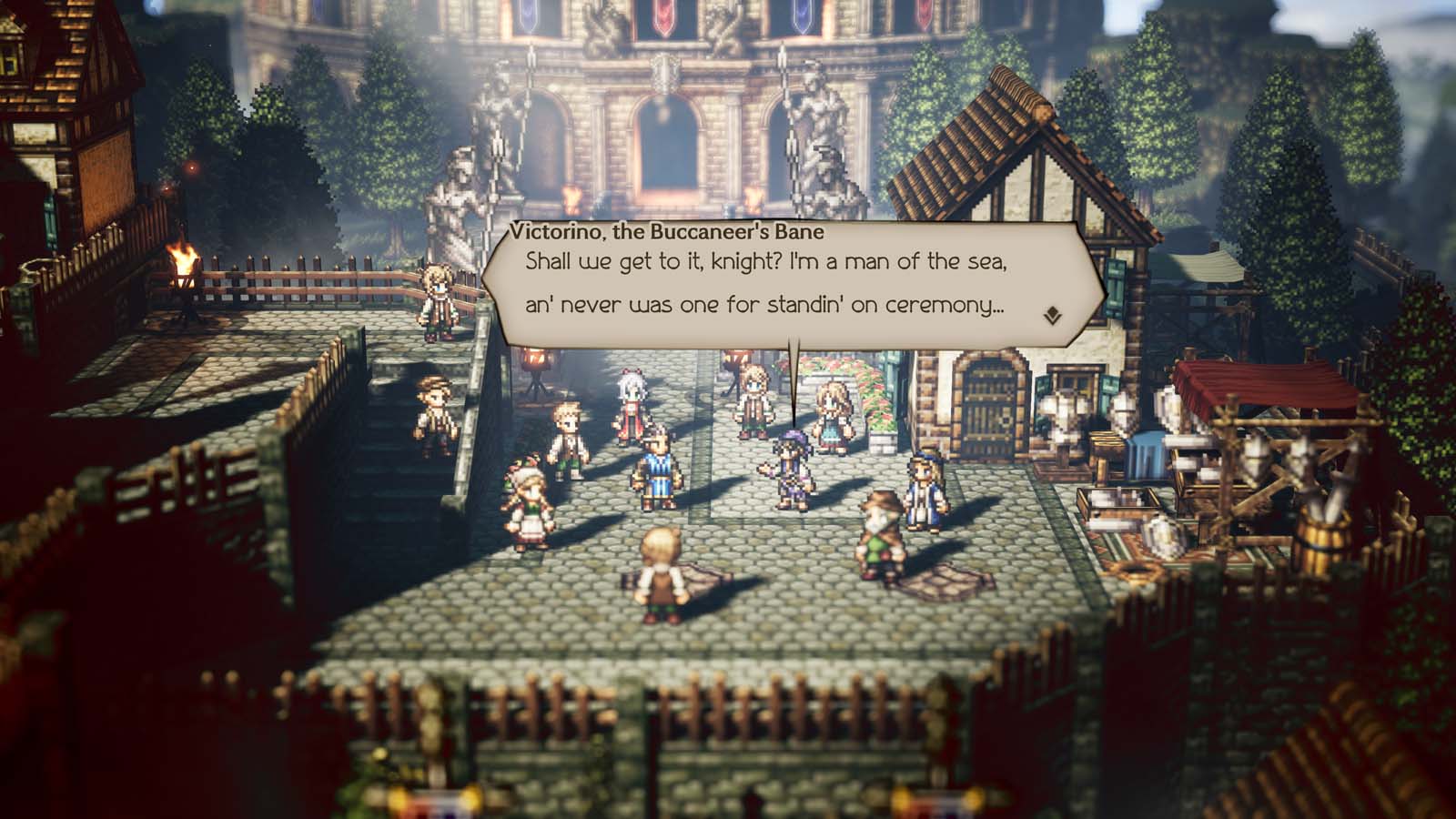 Zrzut ekranu z gry wideo Octopath Traveler przedstawia postacie wykonane w stylistyce HD-2D, łączącej pixel art z trójwymiarowym otoczeniem. Centralnym punktem grafiki jest okno dialogowe z wypowiedzią postaci o imieniu Victorino, który zwraca się do rycerza Oblerica na tle malowniczego, kamiennego miasta. Scena ukazuje grupę różnorodnych bohaterów zgromadzonych na placu przed monumentalnym budynkiem z dwiema dużymi rzeźbami po bokach wejścia. Oprawa wizualna charakteryzuje się efektem tilt-shift, który rozmywa tło i pierwszy plan, nadając całości wygląd miniaturowej makiety. W otoczeniu widać detale takie jak stragany, drewniane domy z pruskiego muru oraz nastrojowe oświetlenie pochodni, co podkreśla klimat fantasy retro.