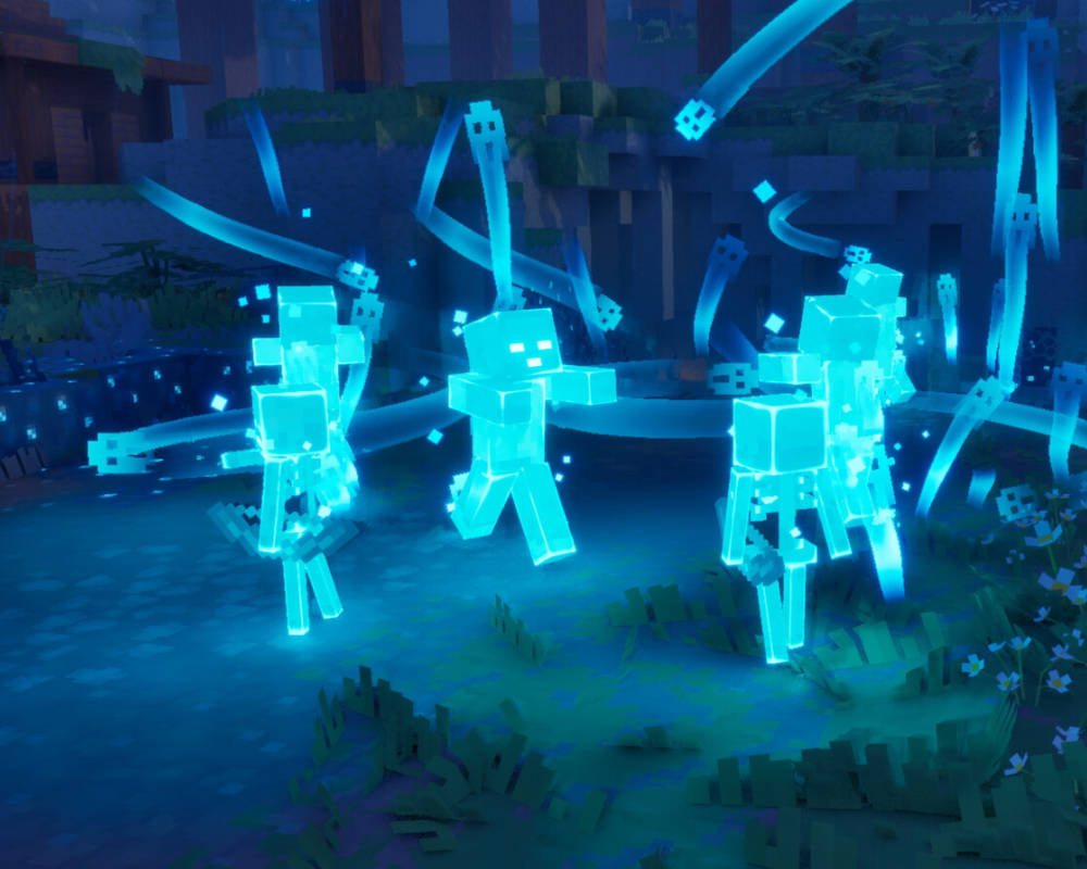 Kadr przedstawia dynamiczną scenę z gry Minecraft Dungeons II, w której w nocy, na tle leśnego, klockowego krajobrazu, grupa potworów została ogarnięta potężnym, magicznym efektem o intensywnie błękitnej, neonowej barwie. Pośrodku kompozycji widać zmienione w świecące zjawy sylwetki klasycznych przeciwników z uniwersum Minecrafta, w tym zombiaka z białymi, błyszczącymi oczami, szkieletów oraz creepera, wokół których unoszą się w powietrzu świetliste, wijące się smugi przypominające uciekające dusze lub magiczne pociski. Cała polana, pokryta pikselową trawą i drobnymi kwiatami, jest skąpana w jasnoniebieskim blasku generowanym przez tę tajemniczą sygnaturę energetyczną, co nadaje ujęciu niezwykle widowiskowy, pełen akcji i mistycznego klimatu charakter.